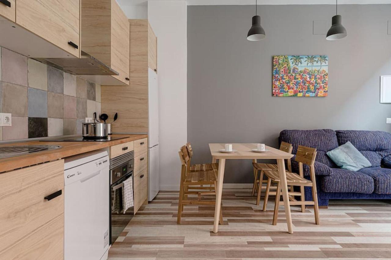 Lovely 2-Bed Flat In Tetuan By Sharingco. Мадрид Экстерьер фото